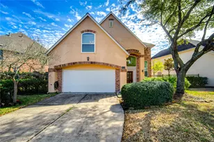 3135 Old Masters Dr, Sugar Land, TX 77479 - Photo 2