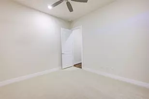 1222 W Dallas St, Houston, TX 77019 - Photo 30