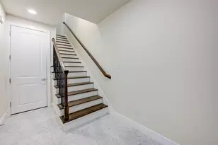 1222 W Dallas St, Houston, TX 77019 - Photo 2