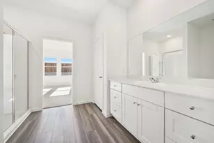 31246 Gayle Prairie Oaks St, Waller, TX 77484 - Photo 6