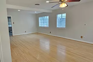 2049 Sheridan St, Houston, TX 77030 - Photo 4