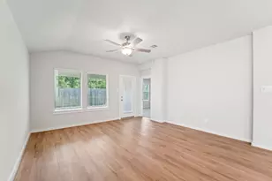 18617 Timber Gln Ct, Montgomery, TX 77316 - Photo 12