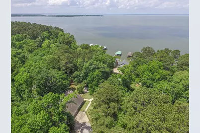 139 Grand Pine Loop, Livingston, TX 77351 - Photo 4