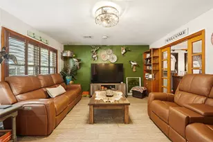 2501 Marguerite St, Bay City, TX 77414 - Photo 8