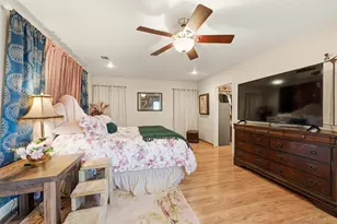 2501 Marguerite St, Bay City, TX 77414 - Photo 32