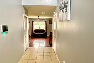2522 Tracy Ln, Highlands, TX 77562 - Photo 6