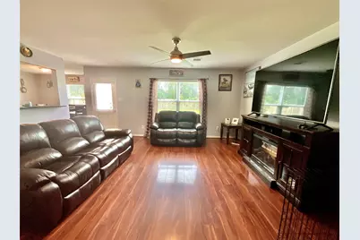 2522 Tracy Lane, Highlands, TX 77562 - Photo 10
