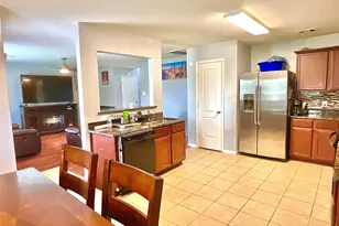 2522 Tracy Ln, Highlands, TX 77562 - Photo 14