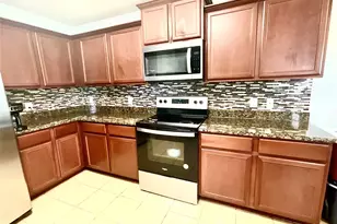 2522 Tracy Ln, Highlands, TX 77562 - Photo 16