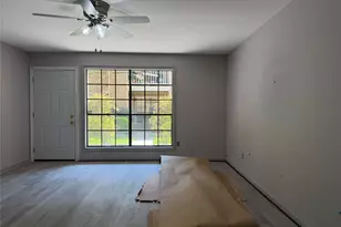 1311 Antoine Dr, Houston, TX 77055 - Photo 4