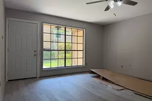 1311 Antoine Dr, Houston, TX 77055 - Photo 6