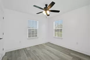 524 Magnolia St, Lake Jackson, TX 77566 - Photo 20