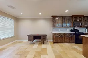 10835 Cayman Mist Dr, Houston, TX 77075 - Photo 6