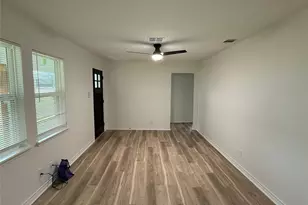 6210 Delany Rd, Hitchcock, TX 77563 - Photo 4