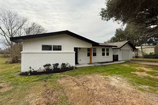 6210 Delany Rd, Hitchcock, TX 77563 - Photo 1