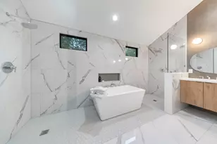 14 Wakerobin Ct, The Woodlands, TX 77380 - Photo 20