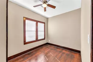 3010 Avenue Q, Galveston, TX 77550 - Photo 2