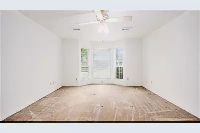 15014 Hollydale Drive, Houston, TX 77062 - Photo 12