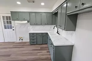 1212 Rebecca Dr, Pasadena, TX 77506 - Photo 4