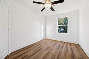 434 Barkley St, Houston, TX 77022 - Photo 10