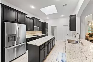 6 Inland Prairie Dr, Tomball, TX 77375 - Photo 8