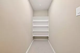 8810 Lakeshore Bend Dr, Houston, TX 77080 - Photo 10
