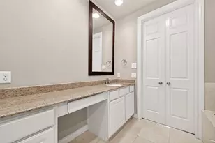 8810 Lakeshore Bend Dr, Houston, TX 77080 - Photo 36