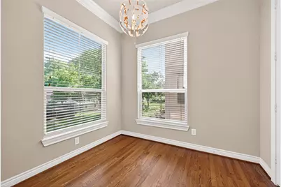 8810 Lakeshore Bend Drive, Houston, TX 77080 - Photo 22