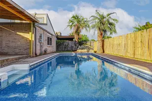 15706 Dunmoor Dr, Houston, TX 77059 - Photo 38