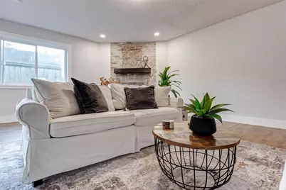 15706 Dunmoor Drive, Houston, TX 77059 - Photo 6