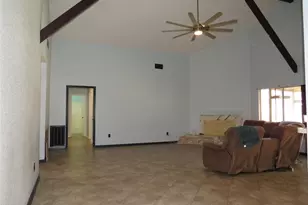 1112 N Heron Dr, Seabrook, TX 77586 - Photo 2