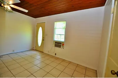 1807 Bell Street, Dayton, TX 77535 - Photo 10