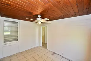 1807 Bell St, Dayton, TX 77535 - Photo 18