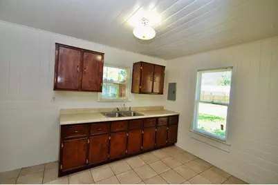 1807 Bell Street, Dayton, TX 77535 - Photo 6