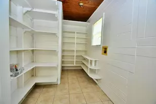 1807 Bell St, Dayton, TX 77535 - Photo 8