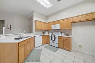 607 29th Ave N, Texas City, TX 77590 - Photo 14
