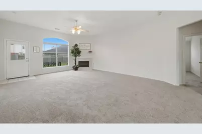 607 29th Avenue N, Texas City, TX 77590 - Photo 10