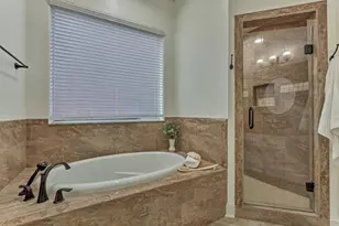 373 Bayshore Dr, Montgomery, TX 77356 - Photo 20