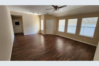 5443 Evergreen Canyon Road, Houston, TX 77066 - Photo 8