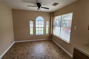 5443 Evergreen Canyon Rd, Houston, TX 77066 - Photo 14