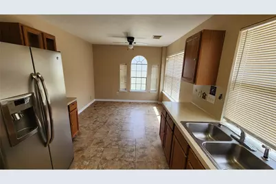 5443 Evergreen Canyon Road, Houston, TX 77066 - Photo 12