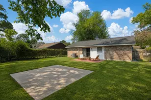 9834 Denning Dr, Houston, TX 77078 - Photo 16
