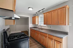 9834 Denning Dr, Houston, TX 77078 - Photo 4