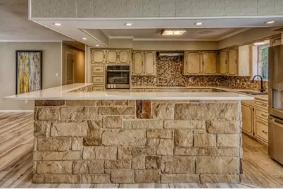 5504 Hillside, Brenham, TX 77833 - Photo 14