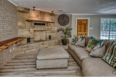 5504 Hillside, Brenham, TX 77833 - Photo 10