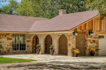 5504 Hillside, Brenham, TX 77833 - Photo 4
