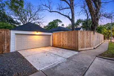 2538 Southgate Boulevard, Houston, TX 77030 - Photo 4