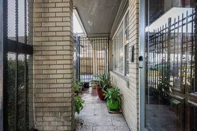 266 W Riverwood Drive, Houston, TX 77076 - Photo 4