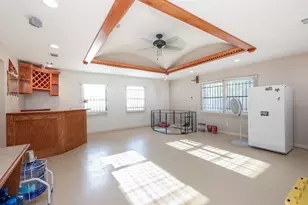 266 W Riverwood Dr, Houston, TX 77076 - Photo 6