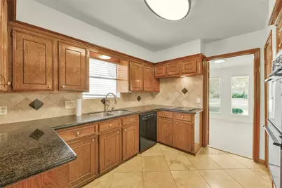 16422 Glenshannon Drive, Houston, TX 77059 - Photo 10